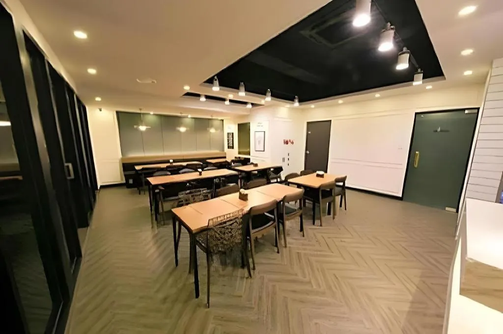 Kobos Hotel Bucheon 3*,